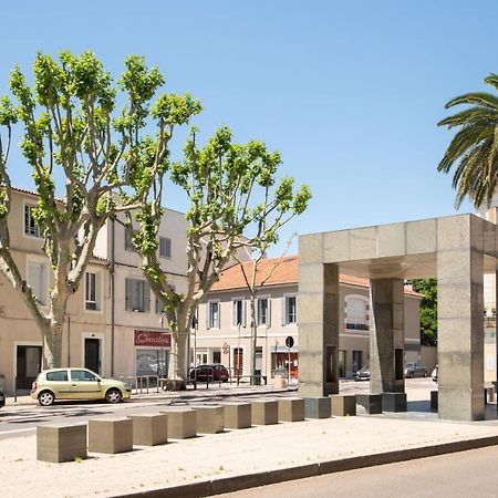 Domus Titus Spacieux T2 Proche De La Gare Nîmes Exteriör bild